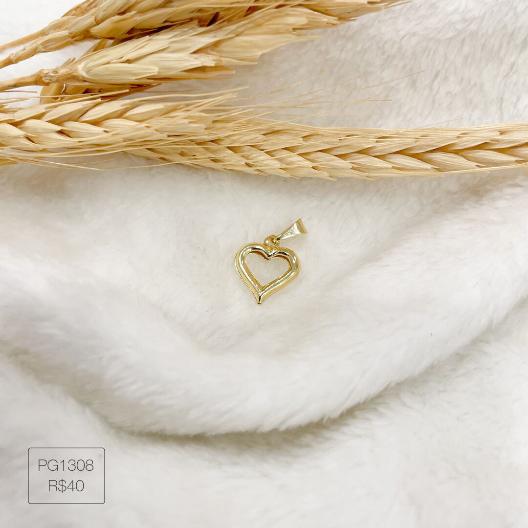 Pingente de Coração Vazado Liso Dourado